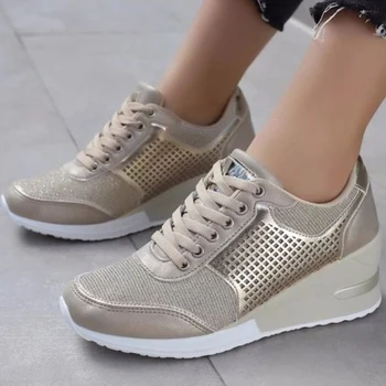 Kadın takozlar platformu Sneakers sonbahar moda yuvarlak kafa eğitmenler Lace Up Casual koşu vulkanize ayakkabı eğitmenler