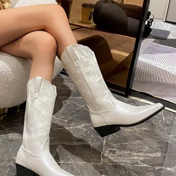 Белые винтажные ковбойские сапоги с острым носком, женские сапоги в западном стиле с вышивкой до середины икры, женские осенние ботинки из искусственной кожи на толстом каблуке 2023 г.