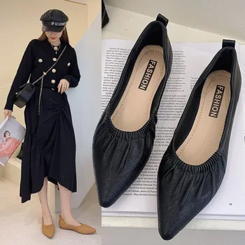 Женская кожаная обувь 2023 года Плюс большие однотонные Универсальные ботинки базового стиля из флока с острым носком zapatos de mujer